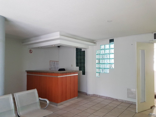 Imagen 2 de 10 de Apartamento En Venta En El Centro 22-5211 04126887776