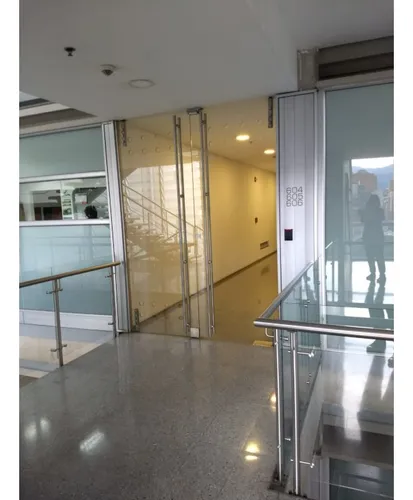 Arriendo Oficina Autonorte Chico