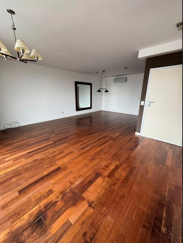 Torres Del Yacht. Puerto Madero, 3 Ambientes C/ Cochera. Piso Alto.