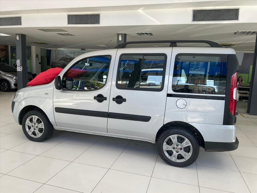 Doblò 1.8 Manual 2020 (1765237581)