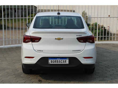 Imagem 14 de 15 de Chevrolet Onix Plus 10t At Pr1
