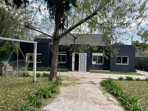Venta De Casa 5 Amb. Parque, Pileta , Parque Lelor, Ituzaing