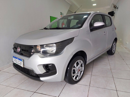 Imagem 3 de 11 de Fiat Mobi 2017 1.0 Like Flex 5p