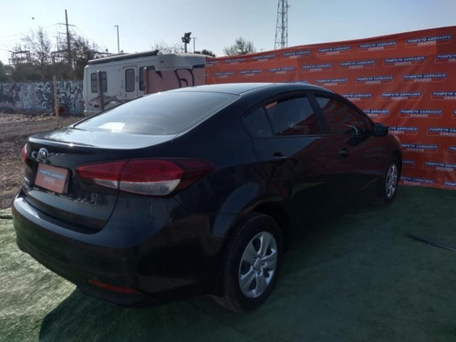 Kia Cerato Ex 1.6l 6mt Ac 2018