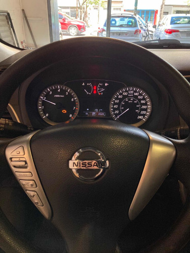 Nissan Sentra 2.0 Sr Cvt 2015
