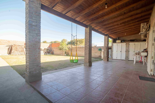 Imagen 29 de 30 de Casa En Venta De 3 Dormitorios En Santo Tome