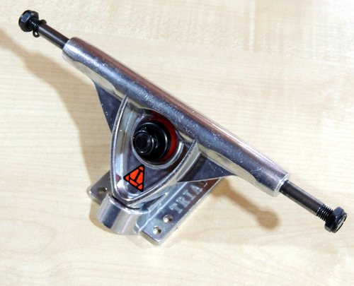 Par De Trucks De Skate Longboard Triad 149mm Polished