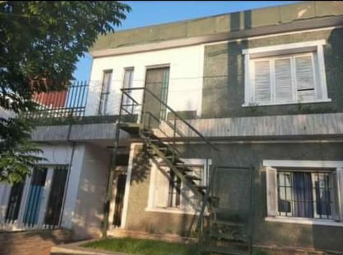 Casa En Venta De 3 Dormitorios C/ Cochera En Alta Córdoba