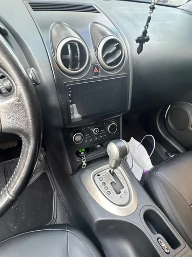 Nissan Qashqai 2.0l 4wd +2 4x2