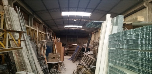 Venta.galpón De 700 M2 Techados. Malvín
