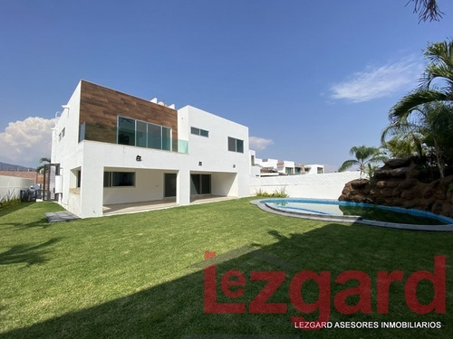 Se Vende Casa En Lomas De Cocoyoc