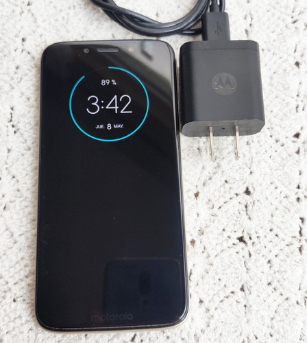 Celular Motorola Moto G7 Play 32 Gb Oro Fino 2 Gb Ram Dorado (Usado)