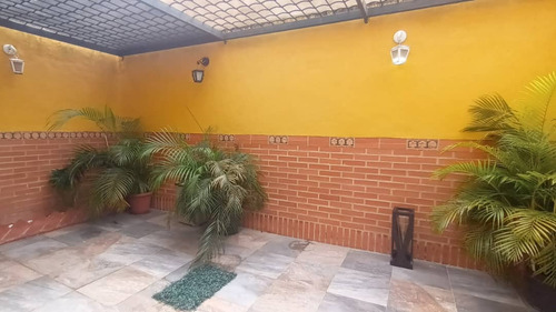 Town House Alquiler San Diego, Urbanizacion Villa Fontana.nm