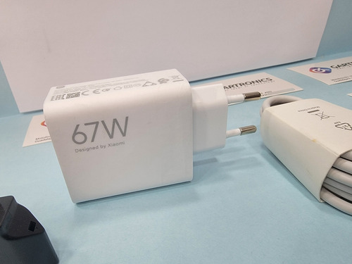 Cargador Xiaomi 67w Punta Naranja Blanco (Usado)