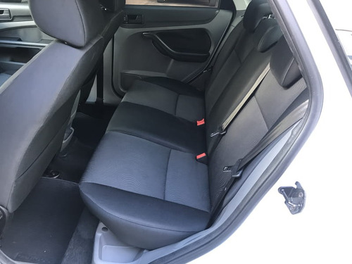 Ford Focus 1.6 Flex 5p 2013