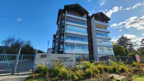 Departamento En Venta, Frente Al Lago