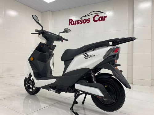 Scooter Elétrica Zuboo 2022