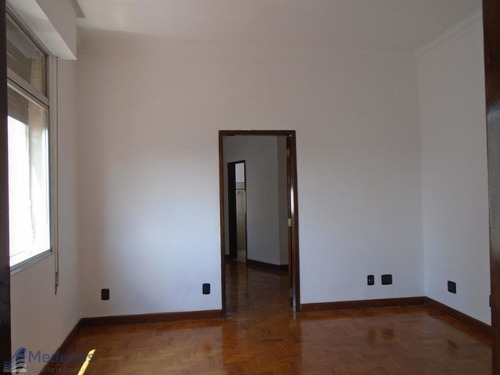 Apartamento, Prédio Misto, 01 Dormitório, A 200 Metros Metrô República, Vdto. 09 De Julho-centro. - Md830