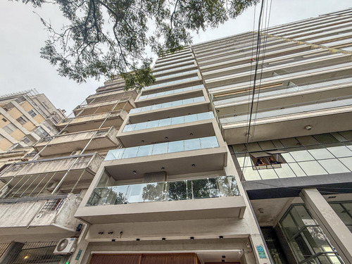 Departamento De 1 Dormitorio Con Comodín, Vista Al Río Y Amenities