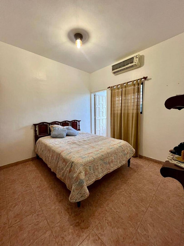 Venta De Casa Quinta En Trigal Norte Calle Cerrada Cód 278953