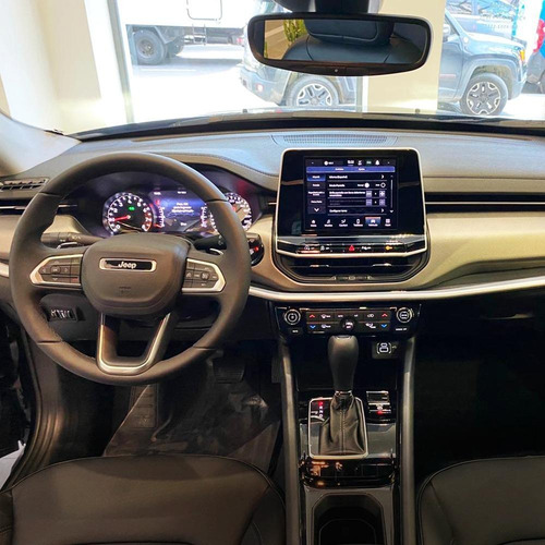 Imagen 13 de 19 de Jeep Compass Longitude 1.3 T270