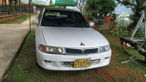 Imagen 2 de 15 de Mitsubishi Lancer 98