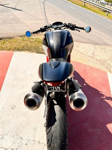 Imagen 15 de 25 de Ducati Monster 796