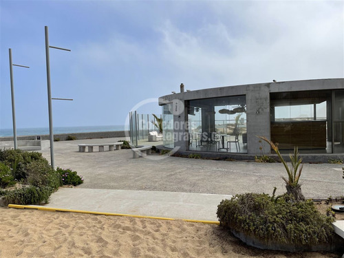 Departamento En Venta De 3 Dorm. En Algarrobo