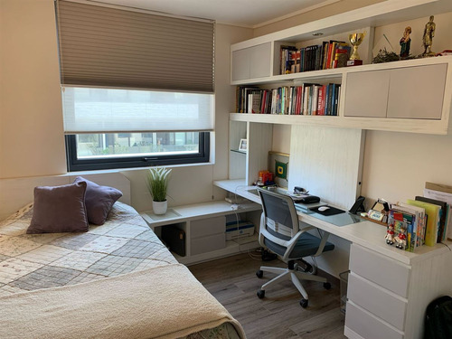 Amplio Duplex Con Gran Terraza En Tranquila Calle