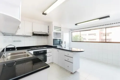 Apartamento En Venta En Chicó Alto. Cod V23395