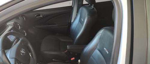 Toyota Etios 2017 1.5 16v Platinum Aut. 4p