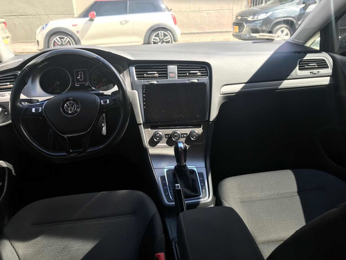 Volkswagen Golf Confortline