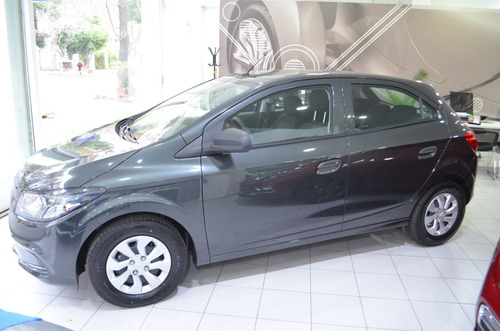 Imagen 11 de 17 de Chevrolet Onix Joy 1.4 Mt