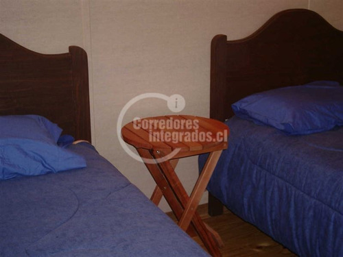 Casa En Venta De 5 Dorm. En Pucón