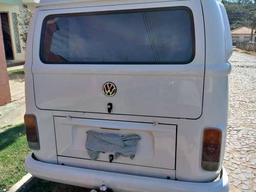 Volkswagen Kombi 2002 1.6 Std 3p Gasolina