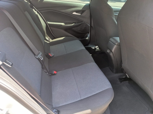Imagen 11 de 15 de Chevrolet Onix Lt A/t 2021