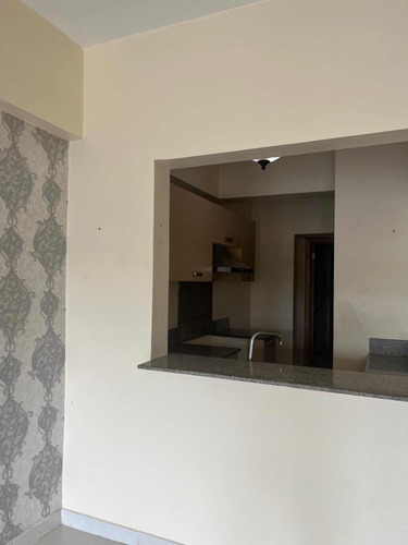 Apto. 3 Hab. Vacío Lope De Vega Rd$ 48 Mil