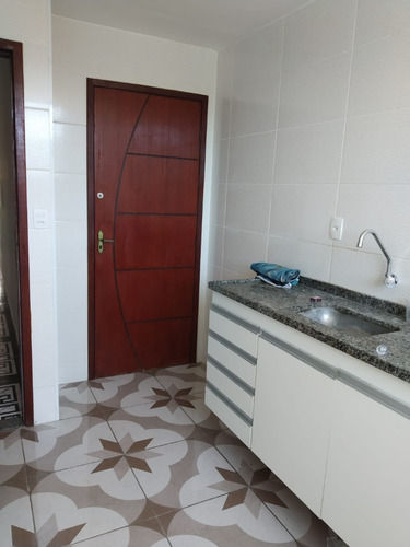 Cobertura Com 3 Quartos E 2 Banheiros À Venda, 130 M2