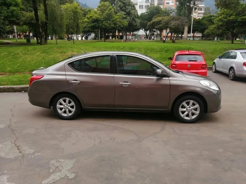 Imagen 3 de 17 de Nissan Versa 1.6 Advance M/t