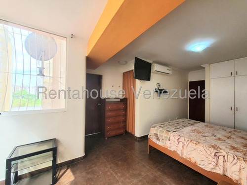 Hermoso Y Amoblado Apartamento En Venta Mcy (jrbra)