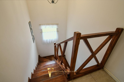 Casa En Saint Thomas Norte - Alquiler - 6 Ambientes - Categoría