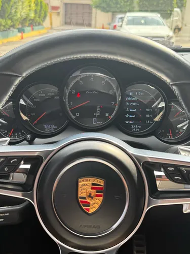 Porsche Cayenne 4.8 Turbo Tiptronic At