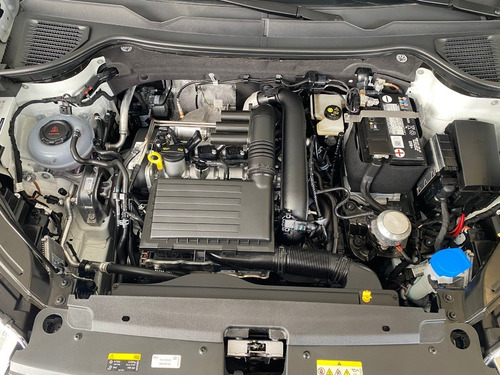 Imagen 11 de 17 de Volkswagen Taos Highline Bi Tono 250 Tsi Du