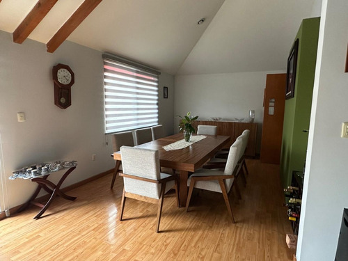 Casa En Venta En Metepec, Amplió Jardín, Fraccionamiento Con Vigilancia 24 Hrs A 45 Min De Sta Fe.