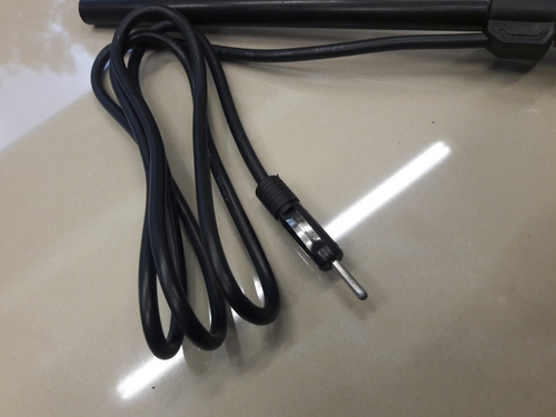 Imagen 7 de 10 de Antena De Guardabarros Para Ford Taunus 74/84 Nueva!!!!