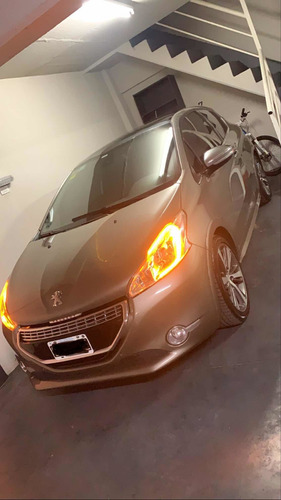 Imagen 4 de 11 de Peugeot 208 1.6 Xy 2014