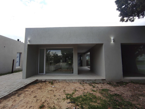 Imagen 6 de 27 de Casa En Venta Ubicado En Santa Guadalupe, Pilar Del Este, G.b.a. Zona Norte