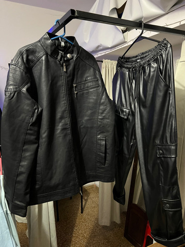 Campera Y Pantalon Cuero Old School Negra Para Motociclista Negro Lisa L