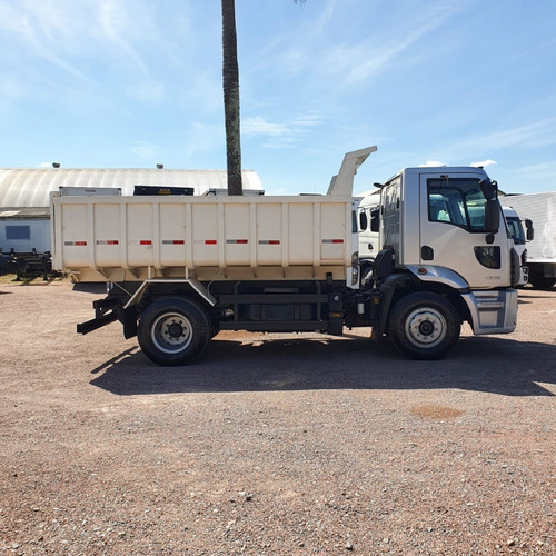 Imagem 8 de 15 de Caminhão Ford Cargo 1319 Toco 4x2 Caçamba Basculante 2013