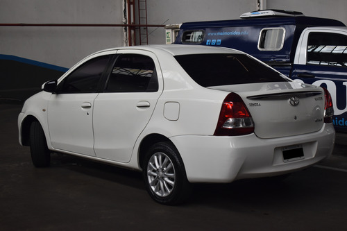 Toyota Etios 1.5 Sedan Xls